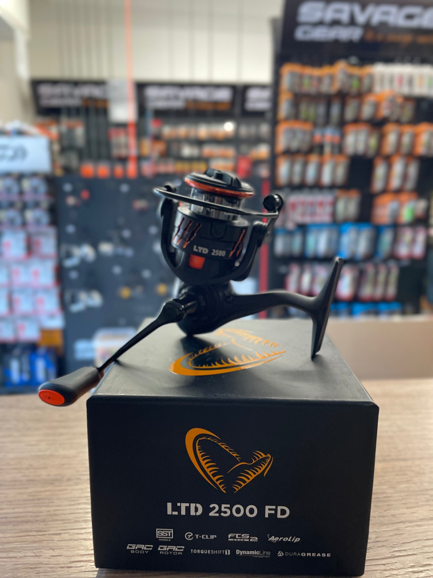 Savage Gear Mulinello Orange LTD Spinning Reel