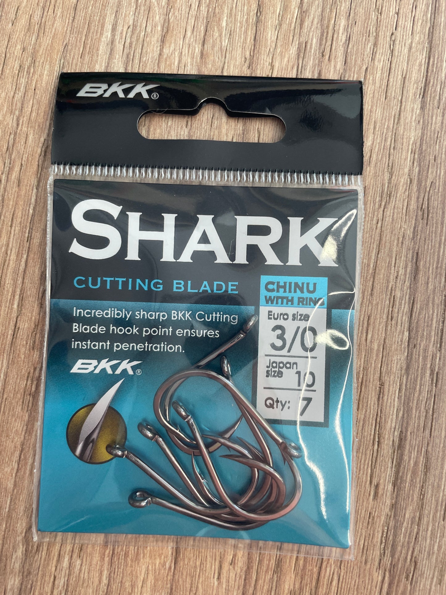 Bkk Amo Shark Chinu-R